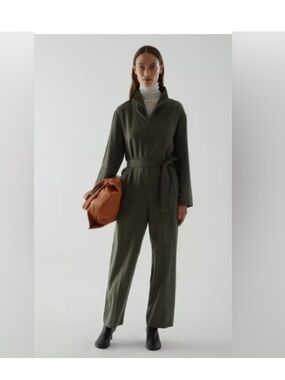 COS NWOT classic green longsleeve utility contemporary jumpsuit size